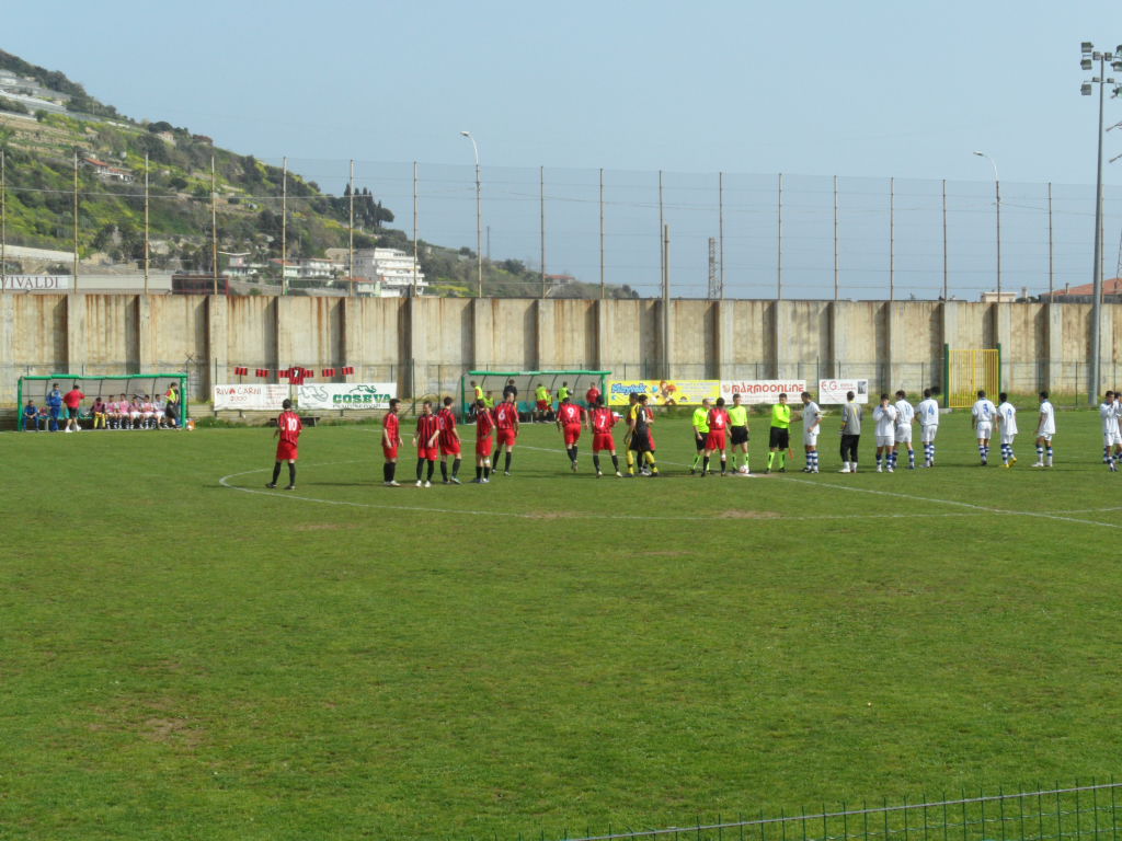 le squadre si schierano